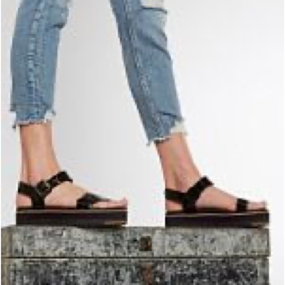 Black Platform Sandals Ugg brand - Picture 3 of 6